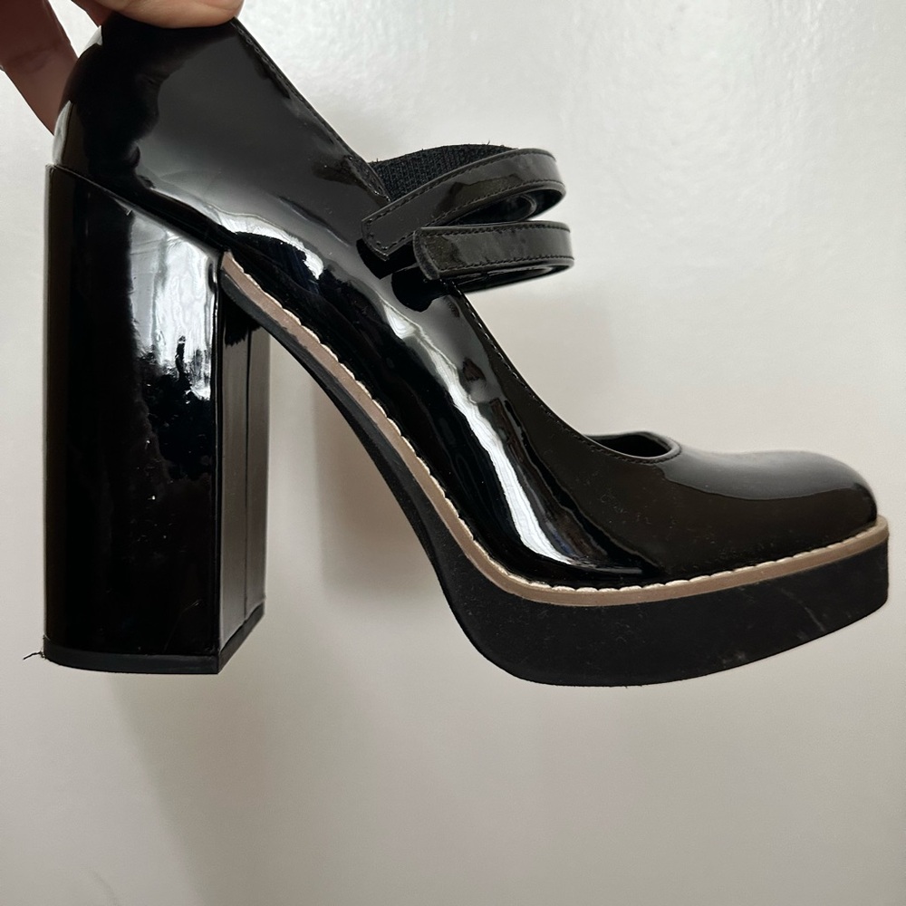 Steve Madden Black Patent Leather Heels - Picture 2 of 6